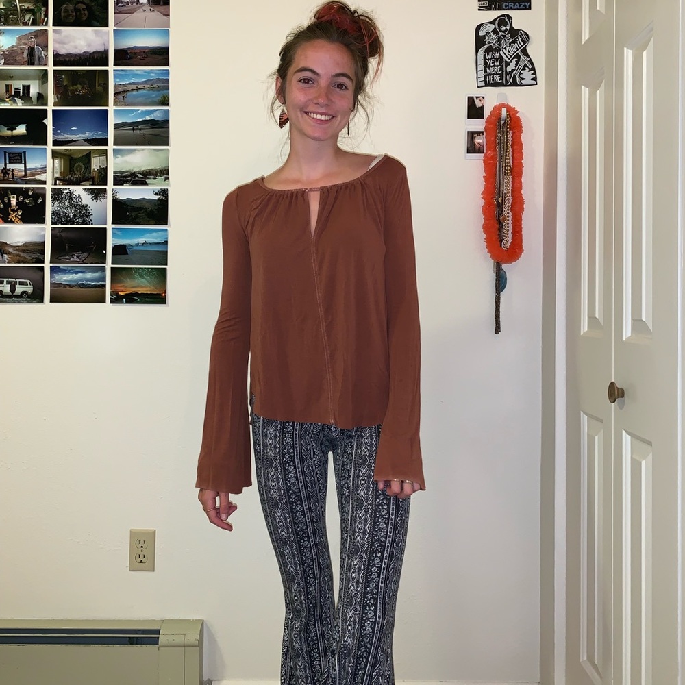 American eagle brown long sleeve